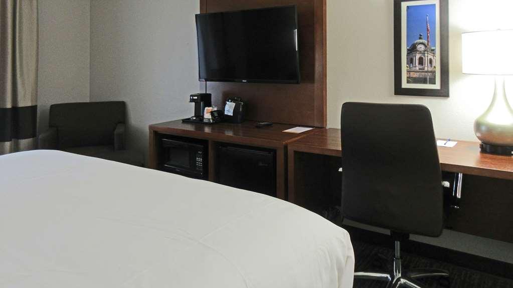 Comfort Inn & Suites Brunswick Quarto foto