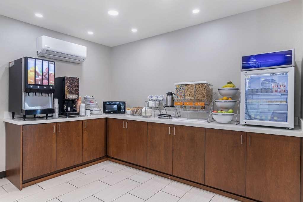 Comfort Inn & Suites Brunswick Restaurante foto
